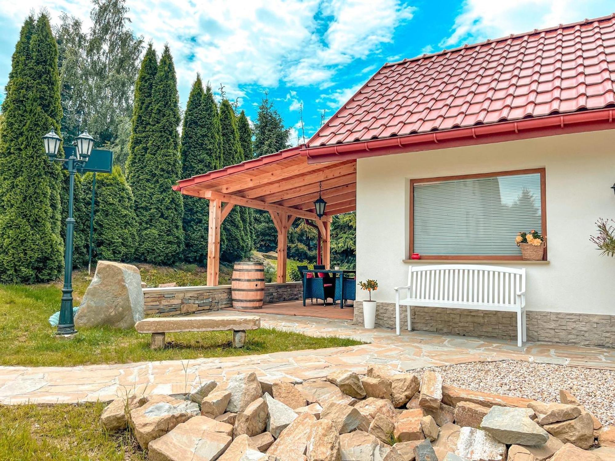 Forrest House Jacuzzi & Sauna Jasienica  Eksteriør billede